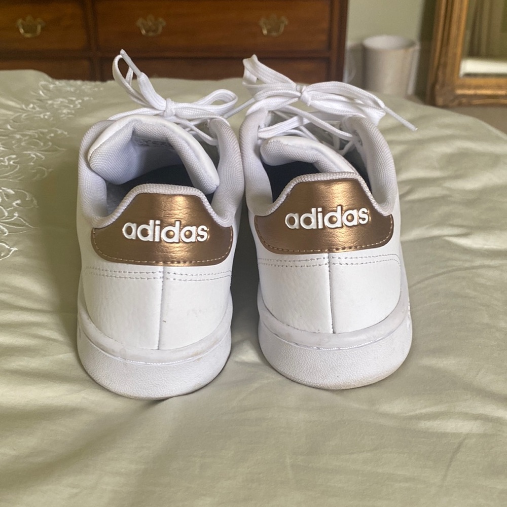 Like New Adidas Sneaks